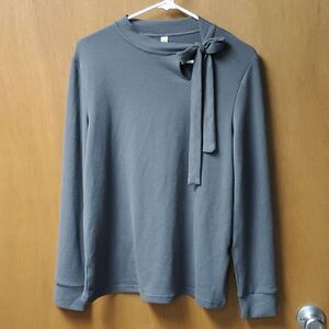 Tickled teal Women’s Grey Side Tie Sweater, Size Medium